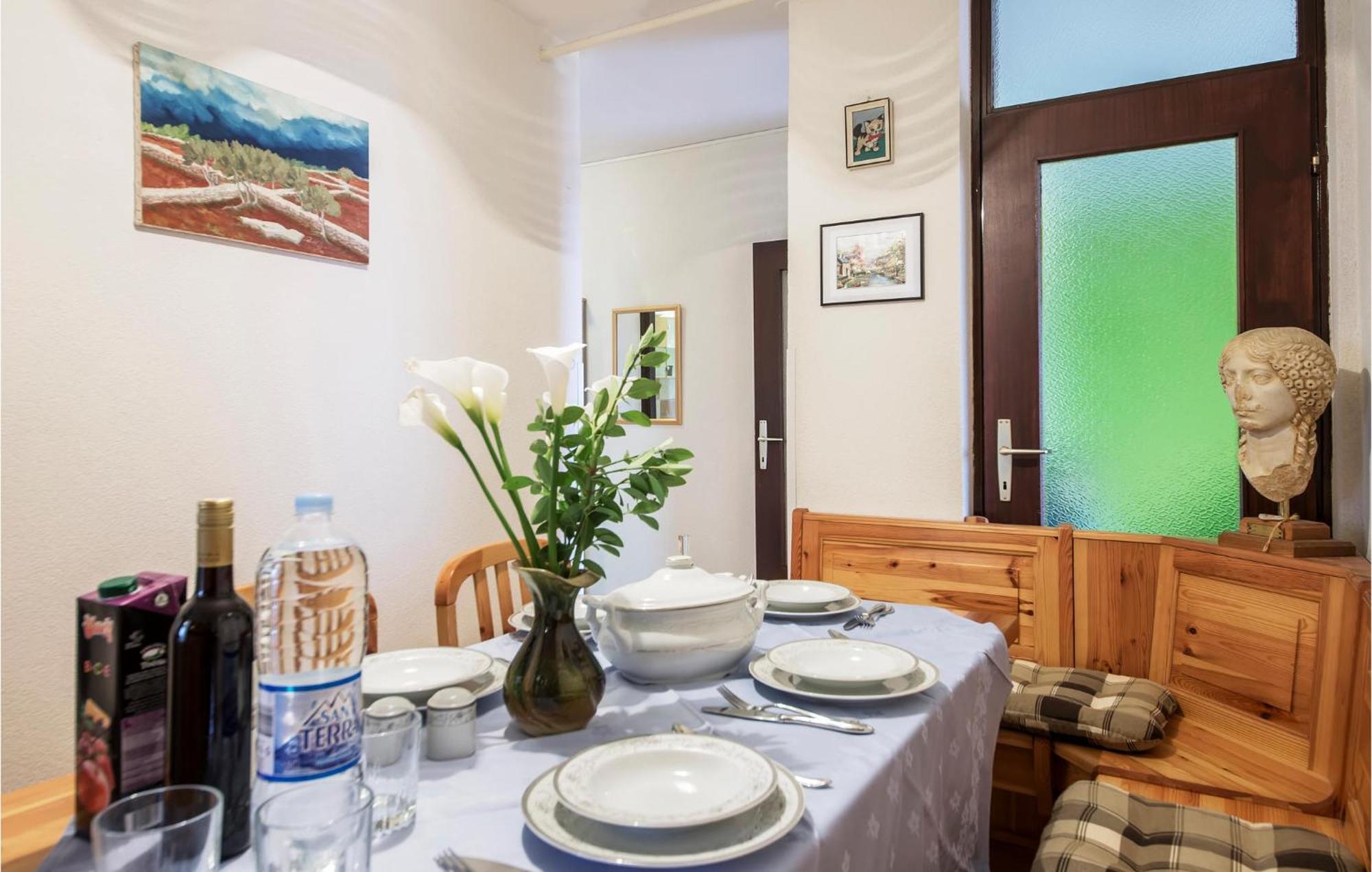 Gorgeous Apartment In Pula With House Sea View Exteriér fotografie